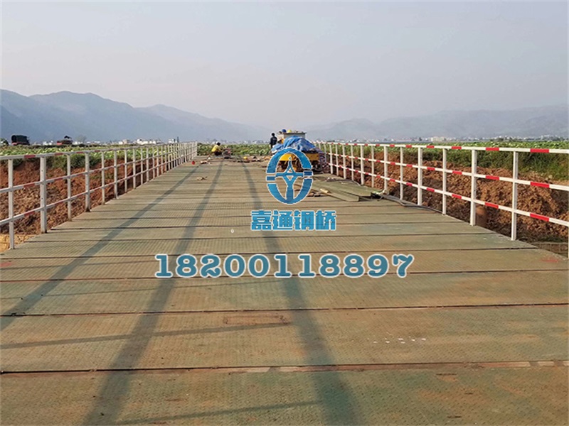 云南紅河州彌蒙鐵路竹園界51米長(zhǎng)、6米寬鋼橋 (3)